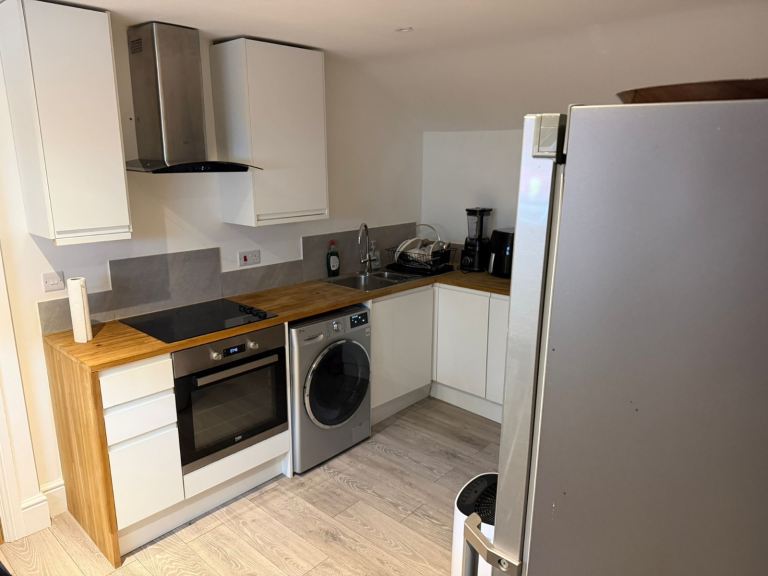 1 bedroom ground floor flat 