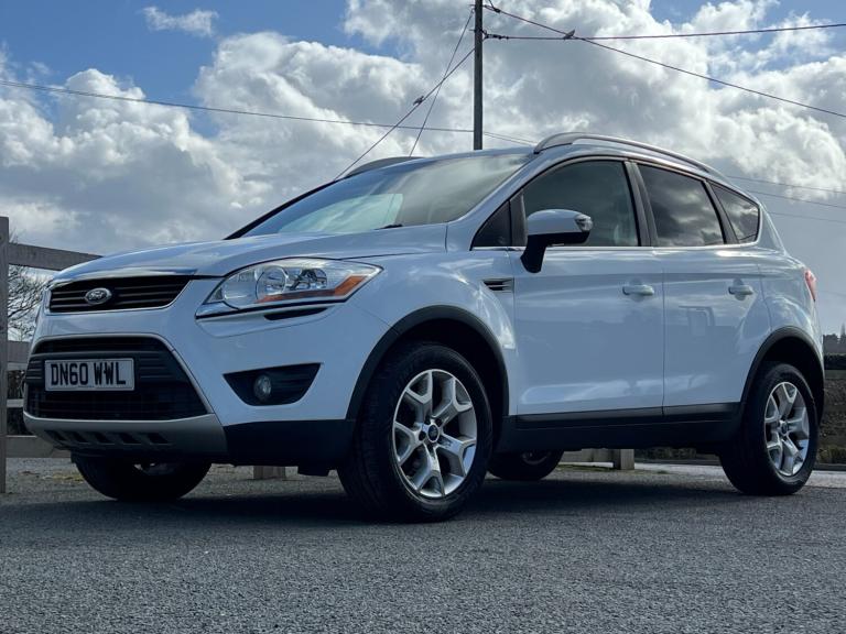2010 Ford Kuga 2.0 TDCi 140 Zetec 5dr 2WD WHITE. SERVICE HISTORY FAB  ESTATE Diesel Manual