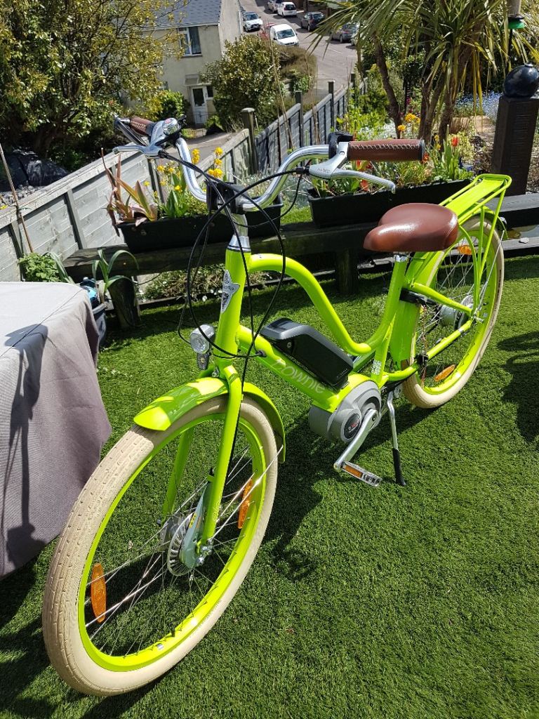 Bright Green Electric City Bike – Good Condition
