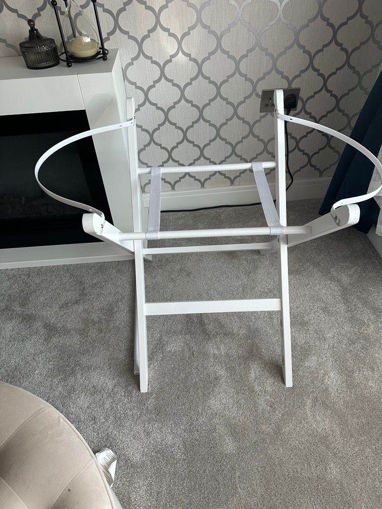 Ickle Bubba Moses basket stand