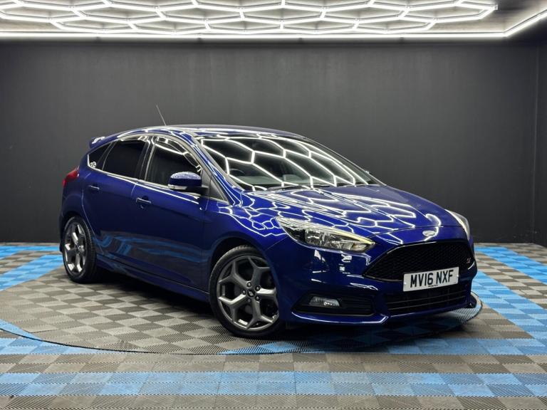 2016 Ford Focus 2.0T EcoBoost ST-2 Euro 6 (s/s) 5dr HATCHBACK Petrol Manual