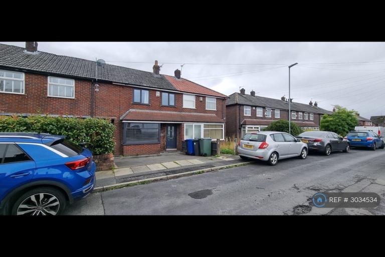 3 bedroom house in Farcroft Avenue, Manchester, M26 (3 bed) (#3034534)