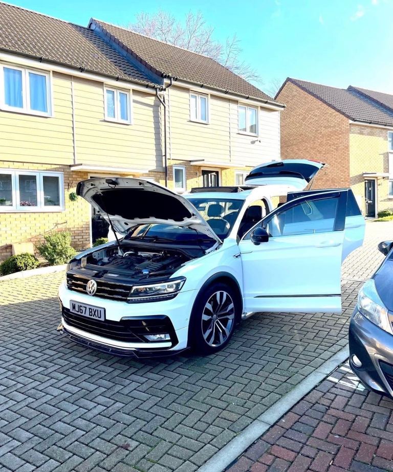 Volkswagen, TIGUAN, Estate, 2017, Semi-Auto, 1968 (cc), 5 doors