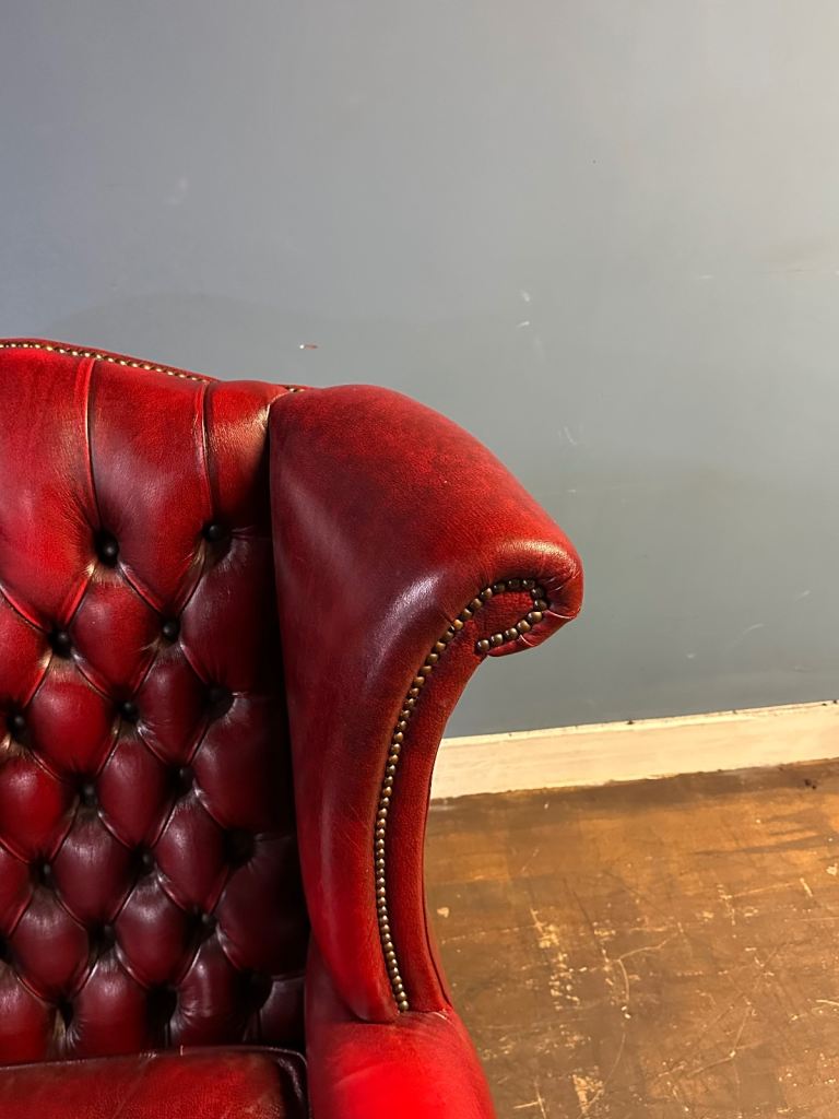 Superb vintage Oxblood leather chesterfield Queen Anne wingback chair Uk delivery 