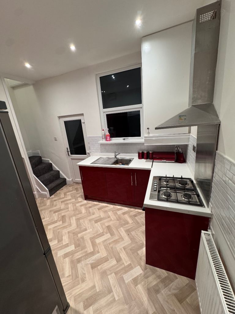 Fully Renovated Preston 3 bedroom house to let/rent in a Great location with Great views