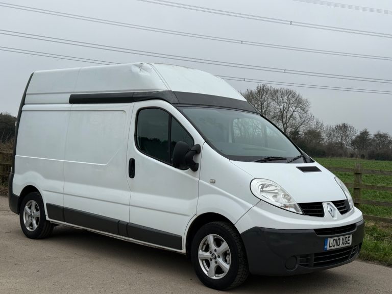 RENAULT TRAFIC LH29dCi 115 High Roof Van QS 6 AUTO 2010 | 12 Months MOT | Clean