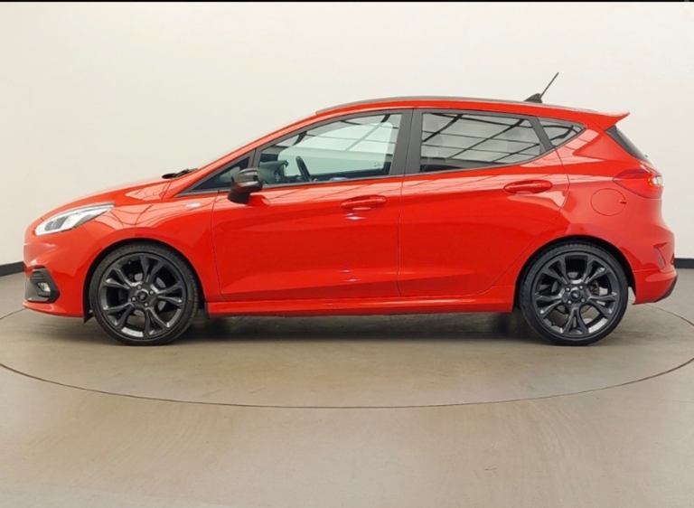 Ford Fiesta ST-Line – 1.0L – 69,000 Miles – Diamond Cut Alloys – £10,000