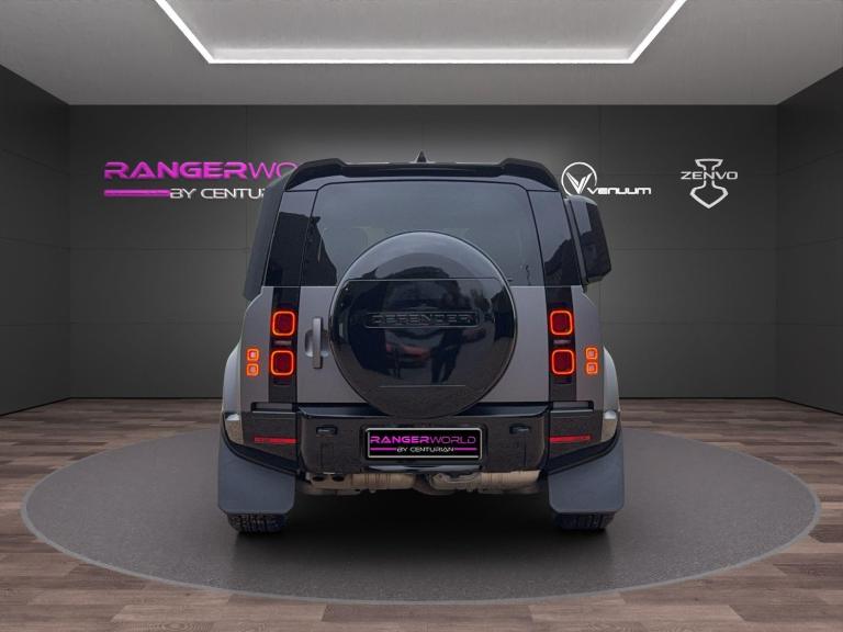  Land Rover Defender 110 3.0 D300 MHEV X-Dynamic HSE Auto 4WD Euro 6 (s/s) 5dr Diesel Automatic