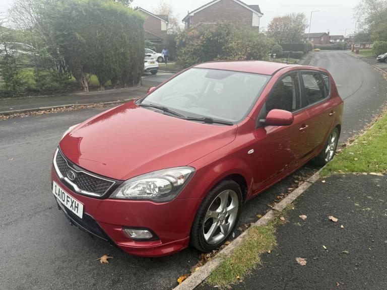 2010 Kia Ceed 1.6 3 5dr HATCHBACK Petrol Manual