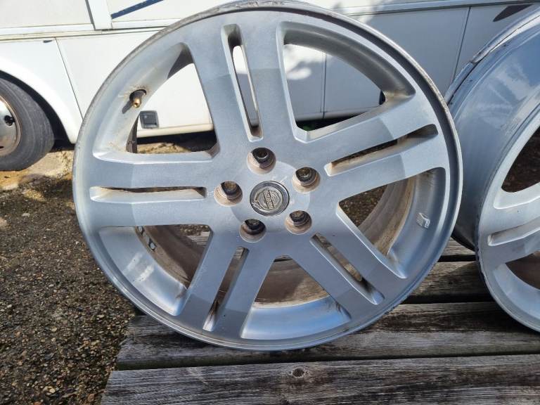 Set of 4 Chrysler 300C Alloy Wheel Rims