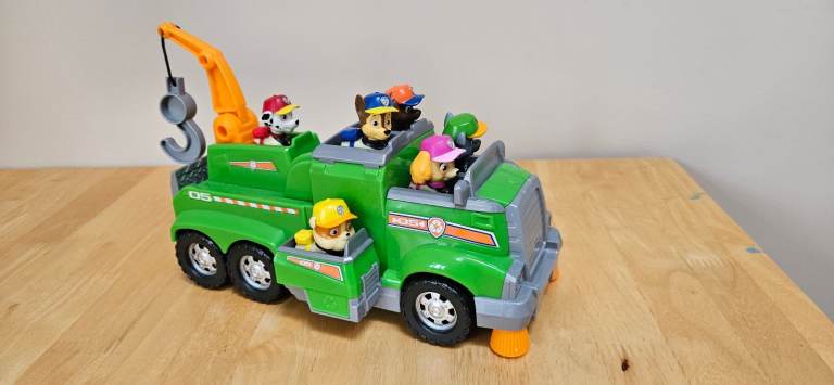Paw patrol Rocky's deluxe Recycling truck with pups