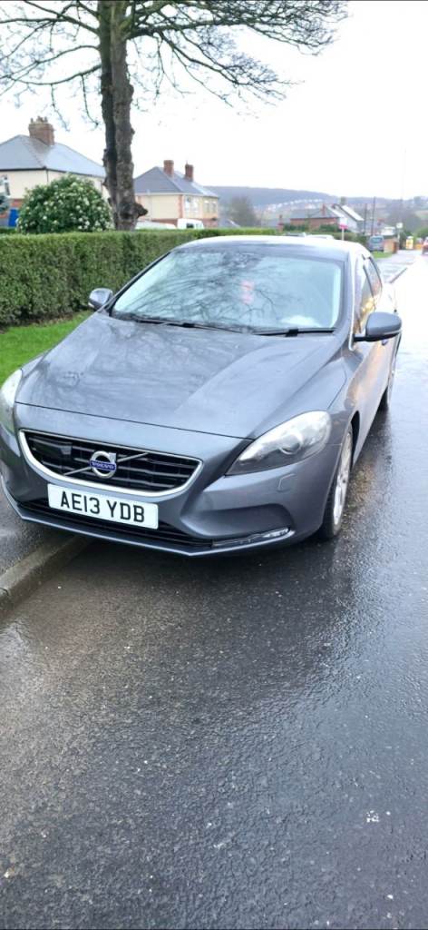 Volvo, V40, Hatchback, 2013, Manual, 1984 (cc), 5 doors