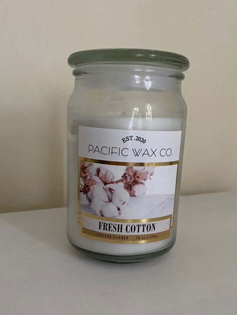 New Pacific Wax Co scented Fresh Cotton large candle 510g