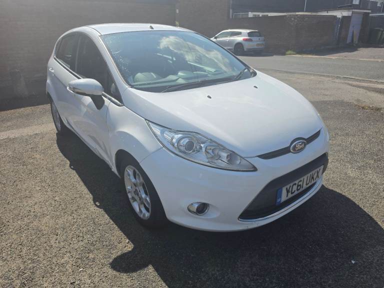 Ford, FIESTA, Hatchback, 2011, Manual, 1242 (cc), 5 doors