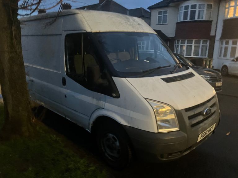 Ford transit 2011 long wheel base medium roof 2.4 RWD   