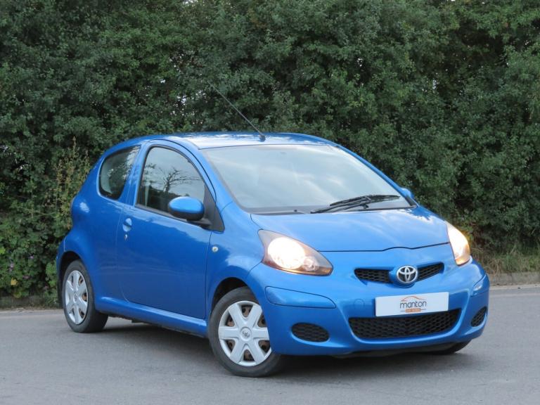 TOYOTA AYGO 1.0 VVT-i Blue MultiMode Euro 4 3dr 2010