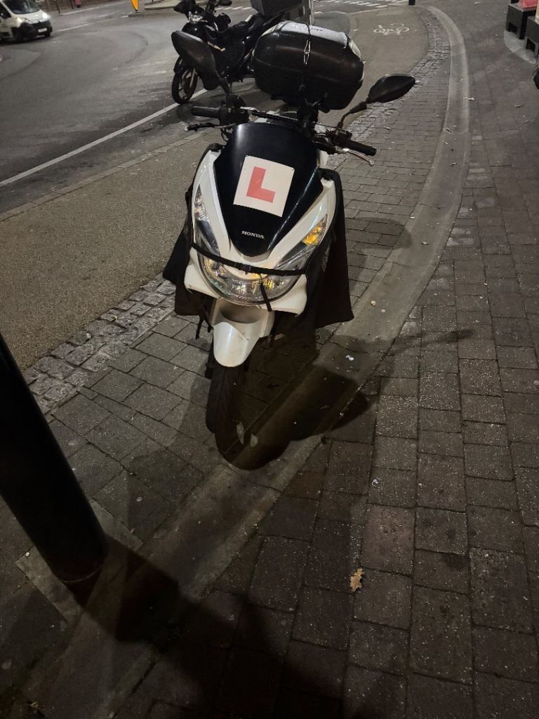 Honda, PCX, 2017, 125 (cc)