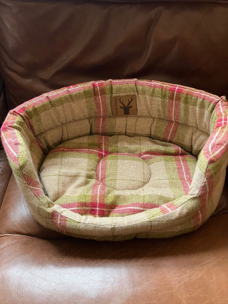 Little mini dog bed by Danish Design 