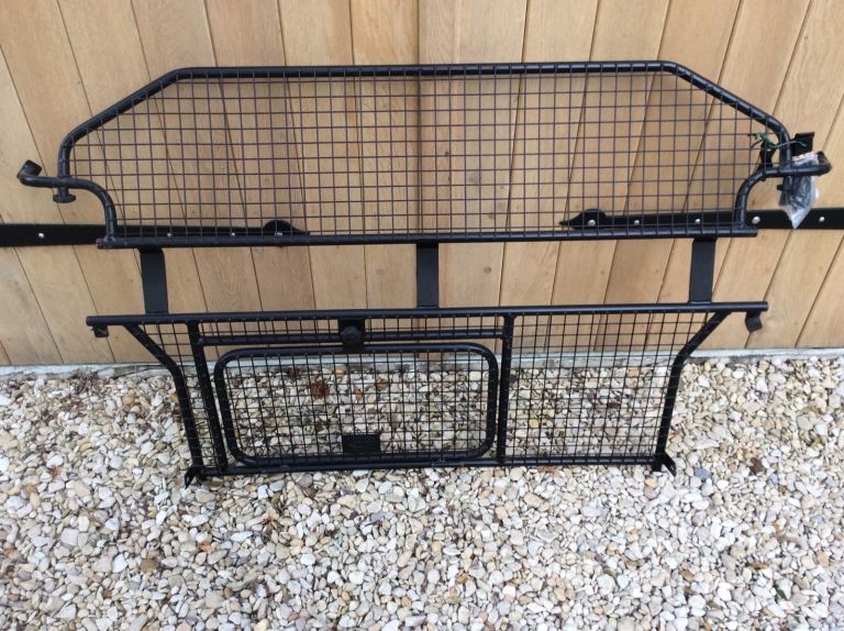 Land Rover Car Dog Guard Full Height with Access Hatch