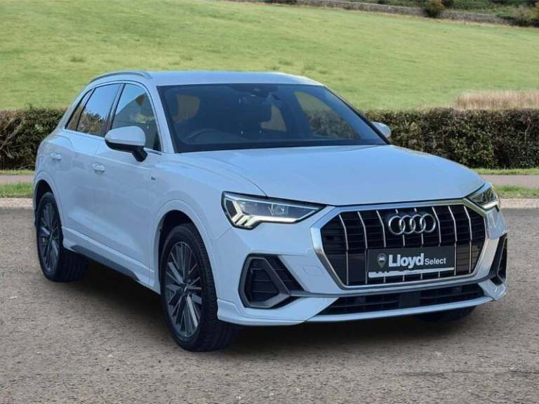 AUDI Q3 35 TFSI S Line 5dr