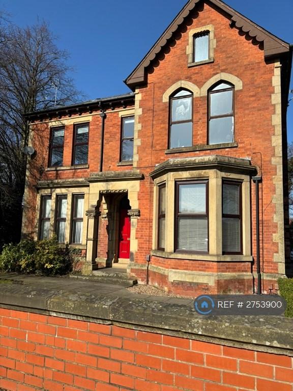 1 bedroom flat in Watling Street Road, Fulwood, Preston, PR2 (1 bed) (#2753900)