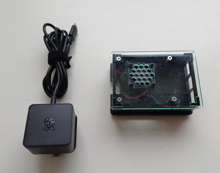 Case and Power Supply for Raspberry Pi 4B