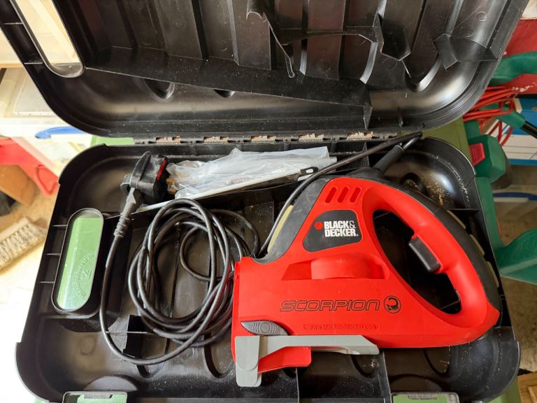 Black & Decker Scorpion Saw – Good Condition with Case