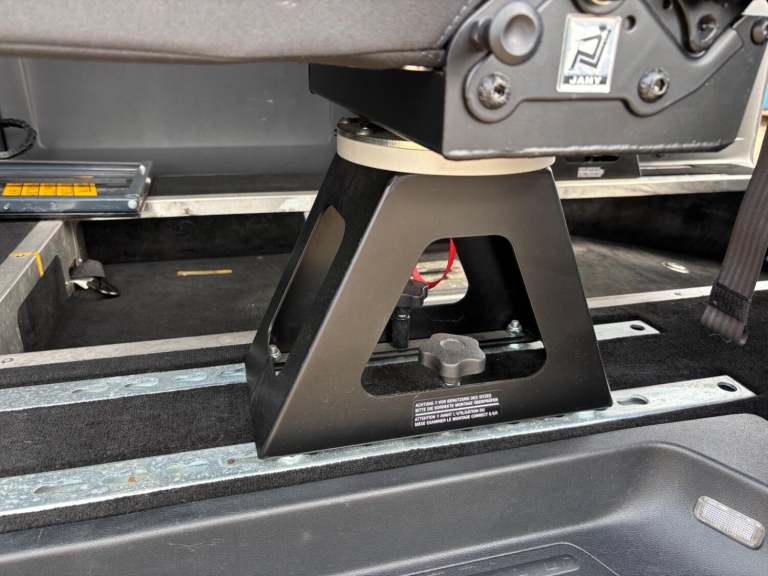 VOLKSWAGEN TRANSPORTER DRIVER TRANSFER WAV WHEELCHAIR ACCESSIBLE VEHICLE 2.0