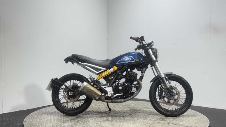 Ajs Isaba [Phone number removed]ONLY 3K RUNNING PROJECT BIKE SCRAMBLER LEARNER 125CC