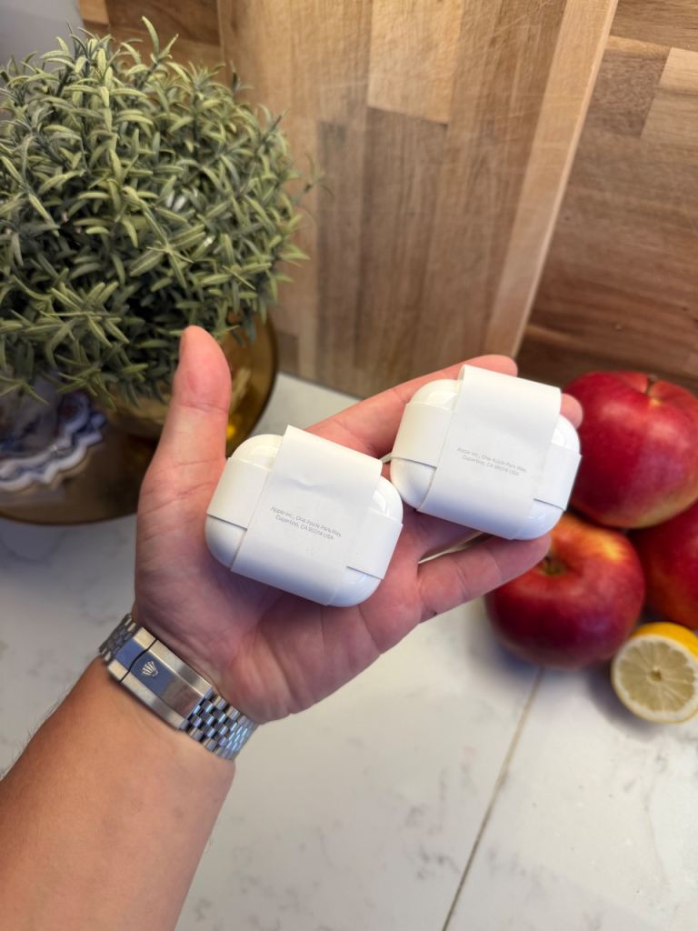 Brand New AirPods Pro 3 - (A3063+A3064) Genuine 