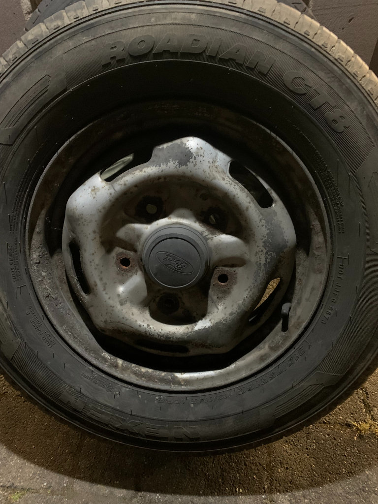 transit wheel tyre 215/75/16 can deliver locally