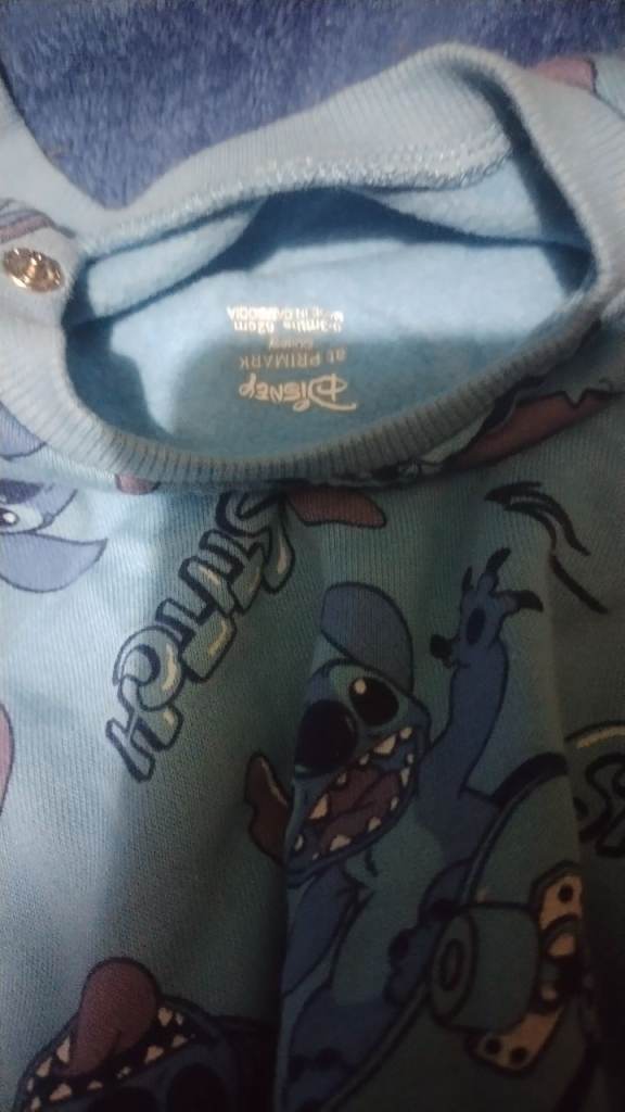 Oto3 month clothes new an barely been used