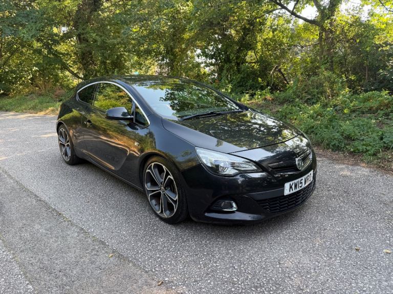 Vauxhall, ASTRA GTC, Hatchback, 2015, Manual, 1956 (cc), 3 doors