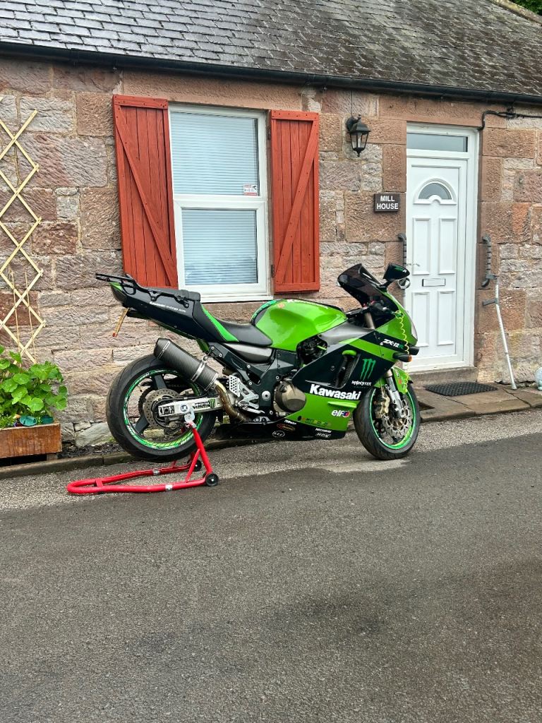 Kawasaki, Ninja ZX 12 R 2004, 1199 (cc)