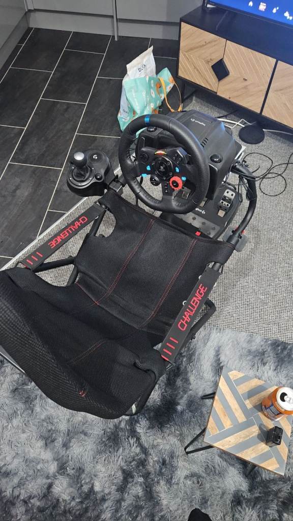 Logitech G29 With shifter and Foldable Playseat