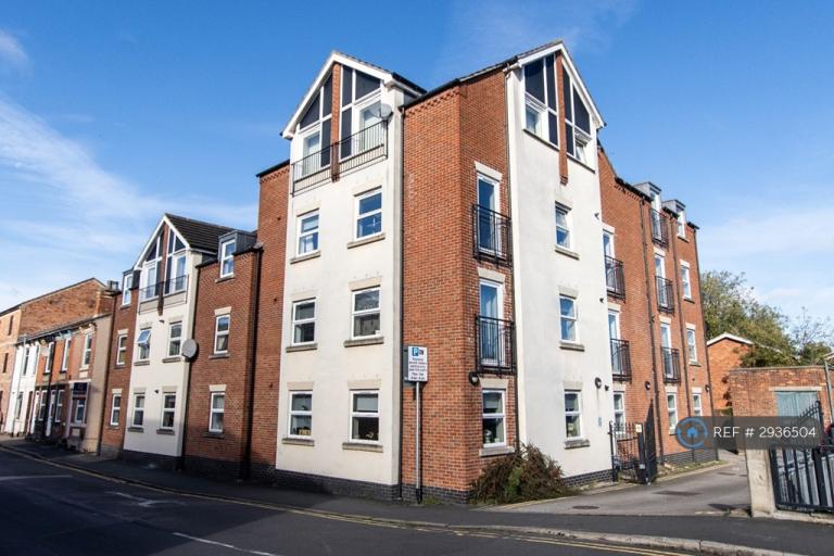 2 bedroom flat in Monson Street, Lincoln, LN5 (2 bed) (#2936504)
