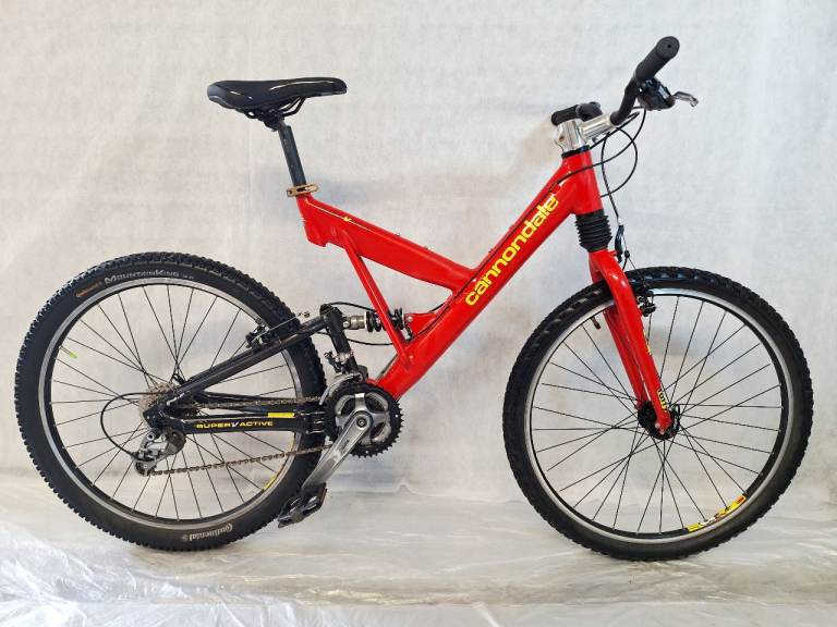 d  Pristine Vintage CANNONDALE SUPER V 3000 Mountain Bike 24 Speed Full Suspension 26 Inch Warranty 