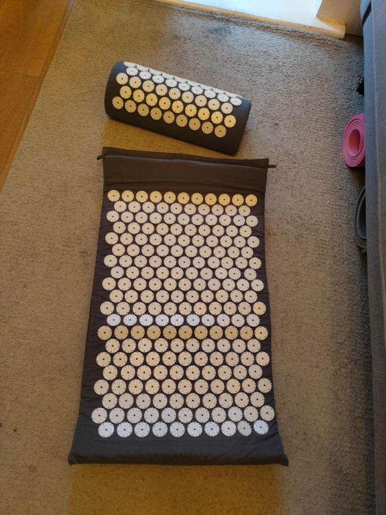 Acupressure mat