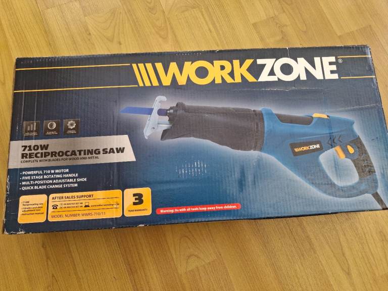 Workzone  710 W Reciprocating saw and accessory