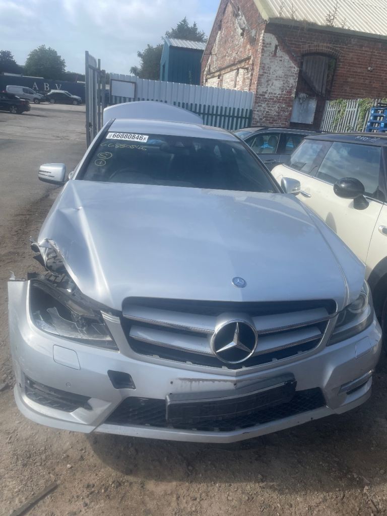 MERCEDES C CLASS LCI C204 A204 BREAKING FOR PARTS HEADLIGHT WING DOOR SLAMPANEL REAR BUMPER BOOTLID