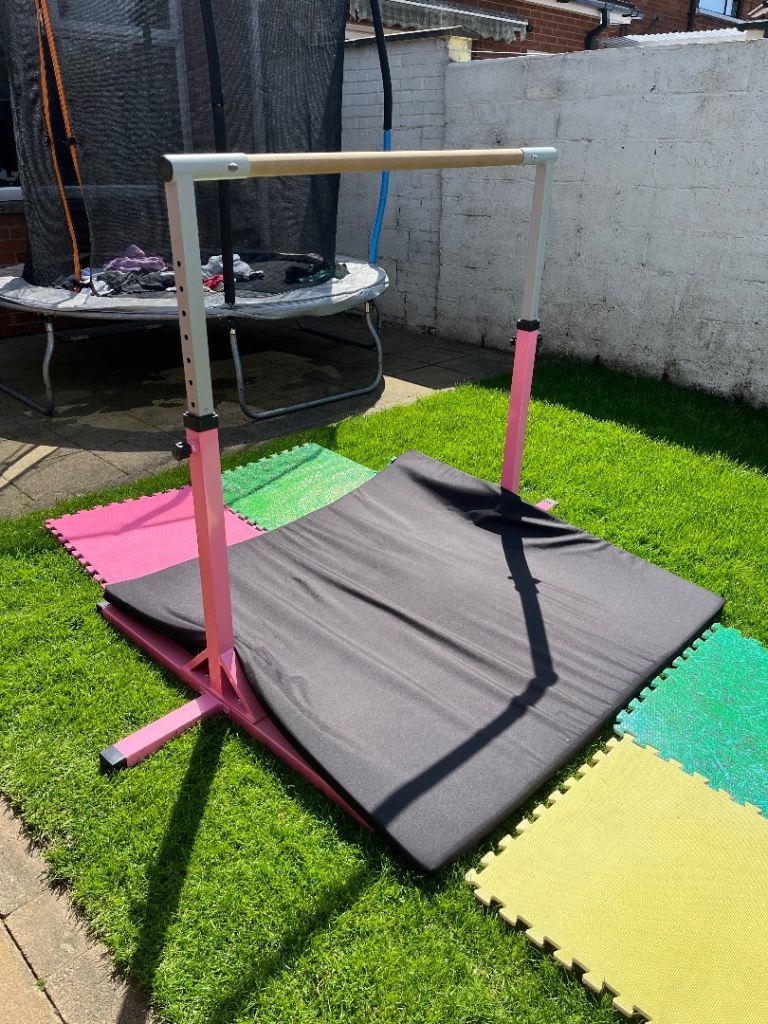 Gymnastics Bar and Mat