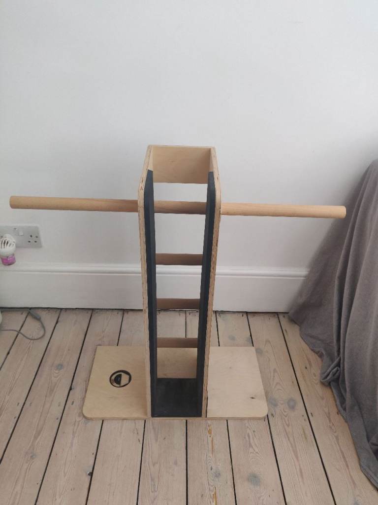 Hip flexor stretcher