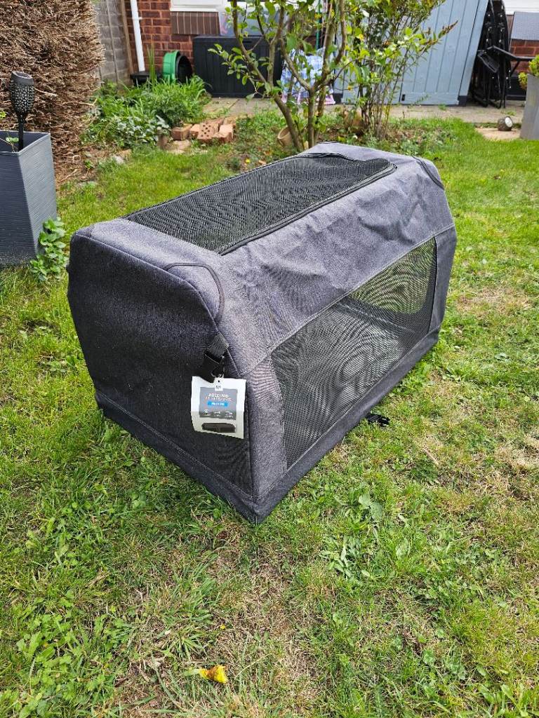 Soft fabric folding dog crate in grey 
