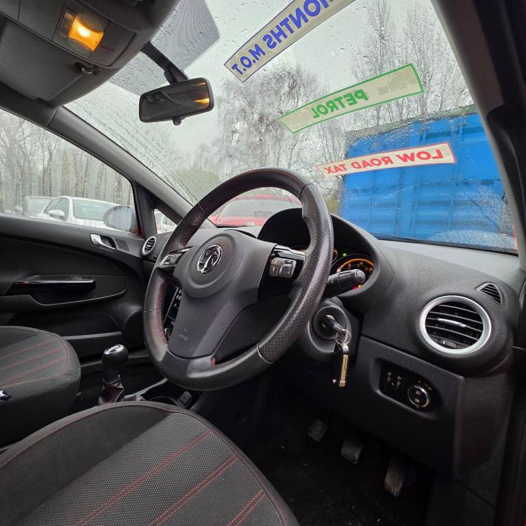 VAUXHALL CORSA D SXi EDITION FACELIFT 1.2 PETROL YEAR 2012 £35 ROAD TAX PER YEAR 12 MONTHS MOT