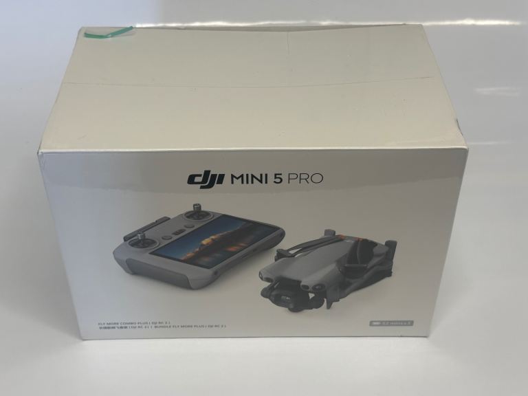 DJI MINI 5 PRO FLY MORE COMBO RC 2 - BRAND NEW - SEALED RETAIL BOXED