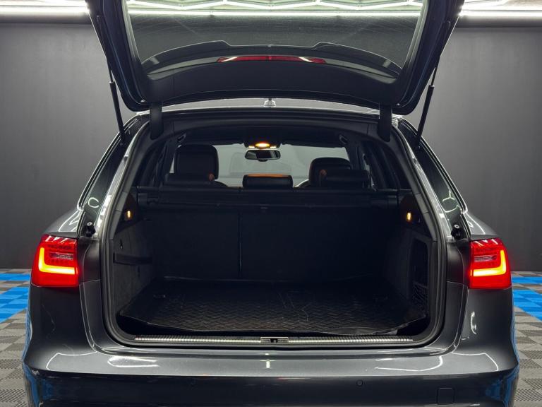 2013 Audi A6 3.0 TDI Quattro Black Edition 5dr S Tronic ESTATE DIESEL Automatic