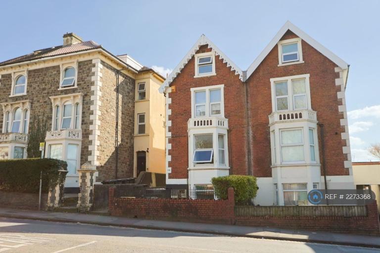 5 bedroom house in Church Road, St. George, Bristol, BS5 (5 bed) (#2273368)