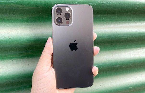 Like New Used Apple Iphone 12 Pro Unlocked One Year Warranty  