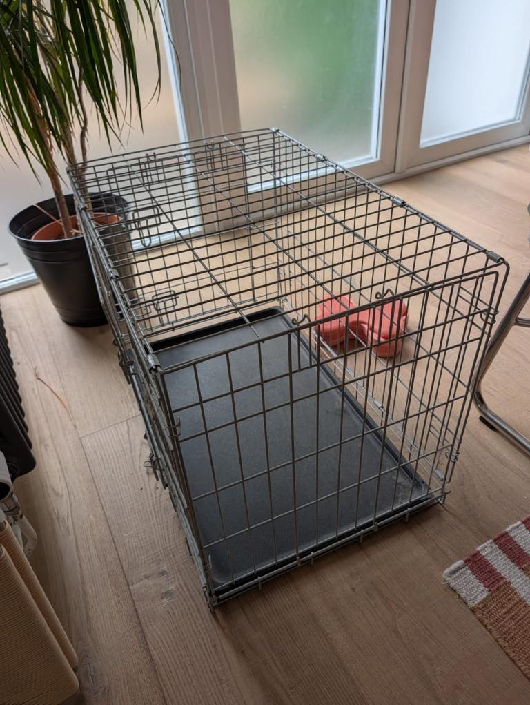 Medium size Dog Crate / Cage Free 
