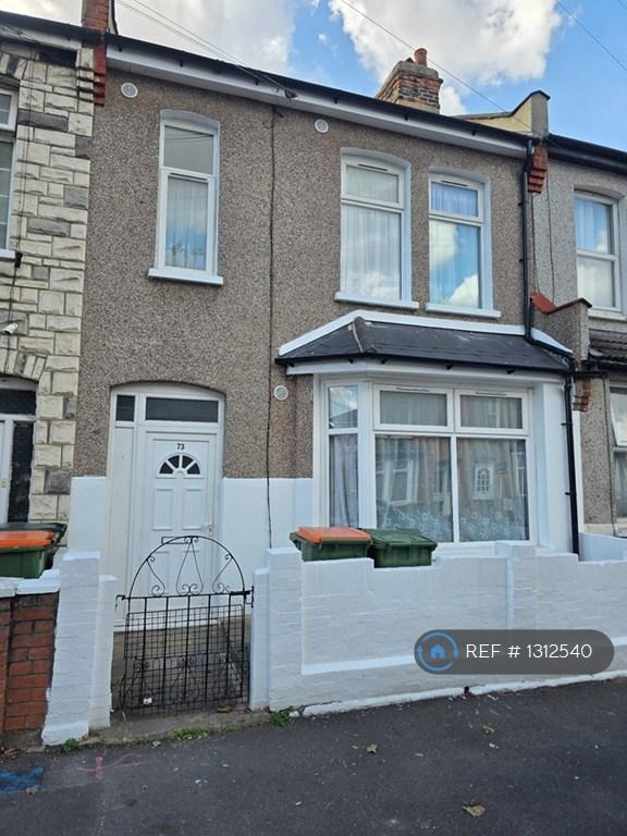 3 bedroom house in Leigh Road, London, E6 (3 bed) (#1312540)